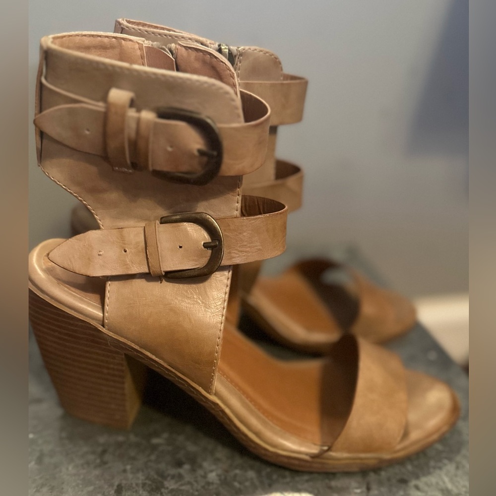 Buckle Heels - Picture 2 of 6